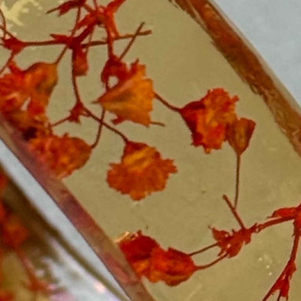 ARTISAN Bracelet Bangle Orange Resin with Dried Flowers Bohemian 7-3/4" - Picture 3 of 6